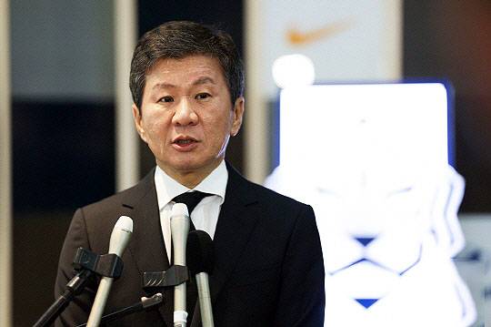 온 국민이 외친 '정몽규 나가!' 이루어졌다...문체부 중징계 압박에 결국 백기, 월드컵 후 축협 회장직 내려온다