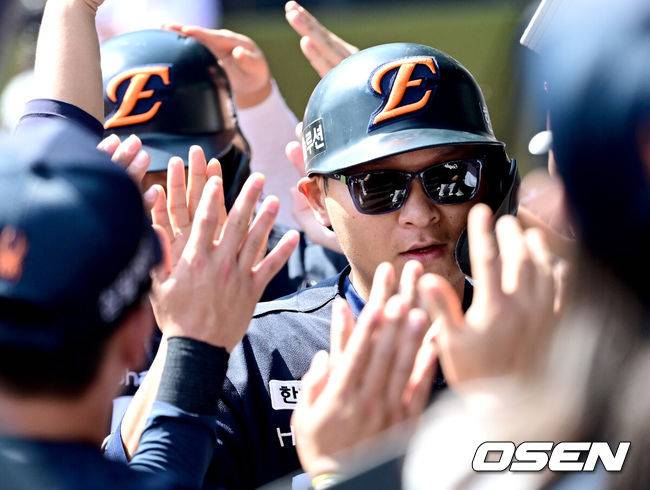 '13안타 18득점 폭발' 한화, 이틀 연속 동일 라인업 가동…SSG 10연패 몰아넣나 [오!쎈 대전]