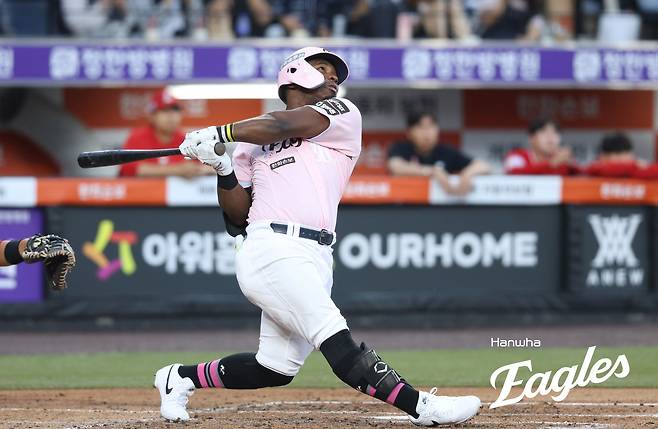 한화 또또 이겼다! 허인서·강백호 홈런 쾅쾅+화이트 7이닝 역투→SSG 10연패 몰아넣고 2연승 [대전:스코어]