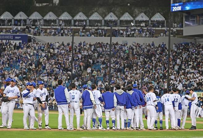 허망하다 삼성, 어떻게 져도 이렇게 지나…9회 시작된 비극, 7:3→7:9 속절없이 무너졌다
