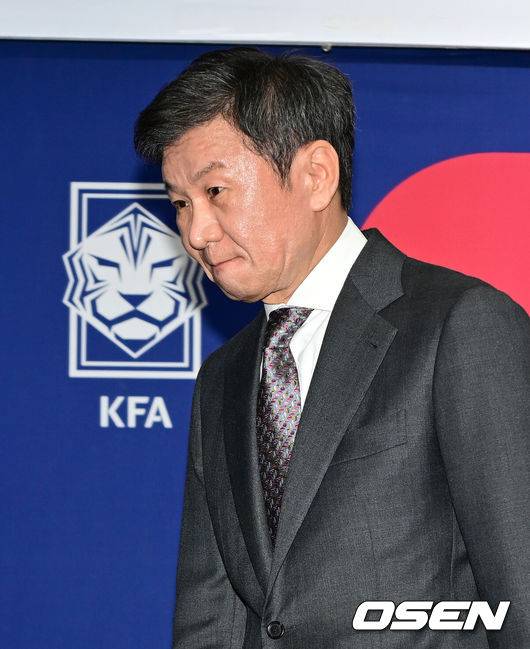 정몽규 전격 사퇴 선언에 '문체부 압박설'...관계자
