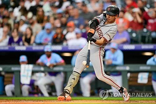 11일 만에 복귀한 이정후, 4안타 대폭발…6경기 연속 안타(종합)