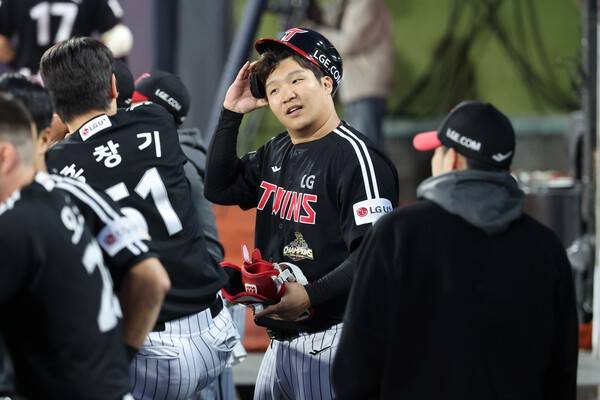 '선두 복귀' LG에 희소식 추가! 'WBC 영웅' 문보물 드디어 실전 나섰다…퓨처스 상무전서 1안타 1볼넷 1득점