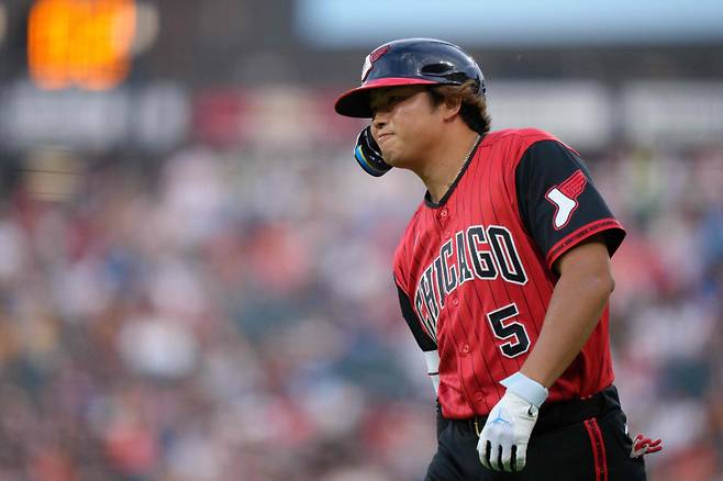 홈런 1위, 신인왕 1순위인데...MLB 접수한 日 거포 병살 피하려다 부상 이탈