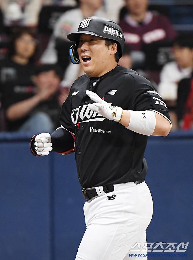 4연승! 마법의 주말 스윕…류현인 불방망이+김현수 쐐기포+보쉴리 완벽투, 키움 8연패 수렁 [고척리뷰]