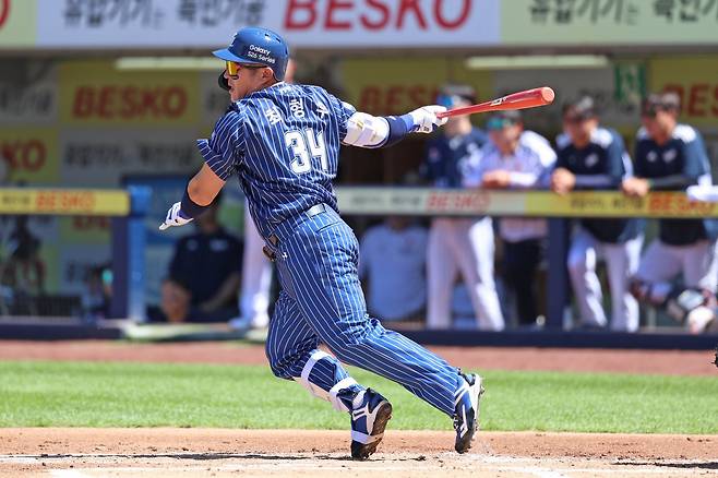 삼성 최형우, 또 대기록 만들었다…KBO리그 최초 1000장타 금자탑