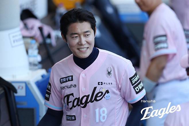 한화 2차 드래프트 성공신화 떴다…149km 강속구로 2이닝 삭제, 5위 반등의 주인공 등극