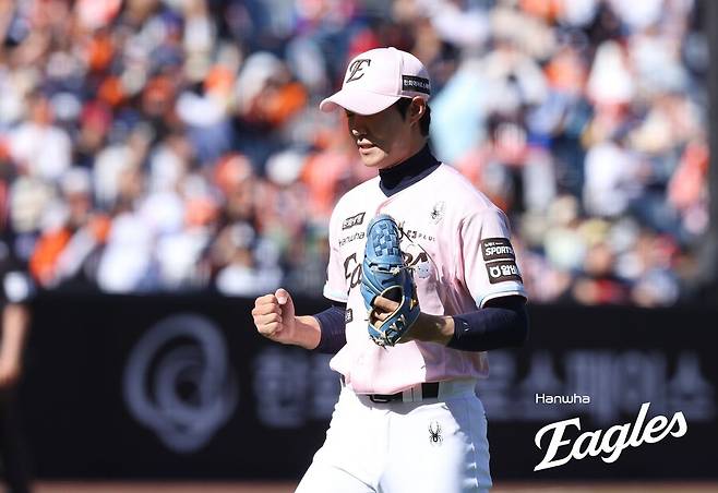 한화 2차 드래프트 성공신화 떴다…149km 강속구로 2이닝 삭제, 5위 반등의 주인공 등극