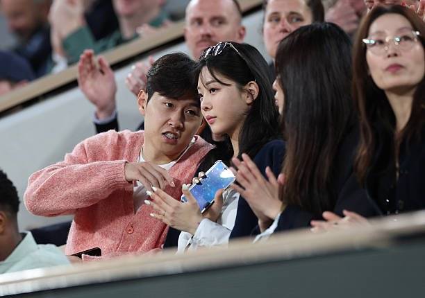 1000억에 이강인? 여친+누나 전부 파리에 있는데 될까…LEE,, 사우디 알 아흘리 입단설 휩싸였다→