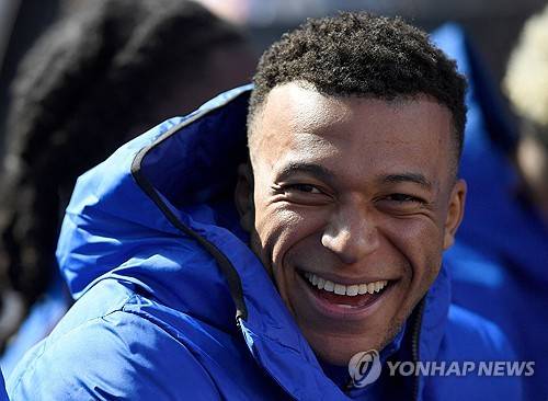 '손흥민 81위+김민재 98위'…그 선수랭킹 1~10위 드디어 나왔다→3위 케인+2위 음바페, 과연 1위는?