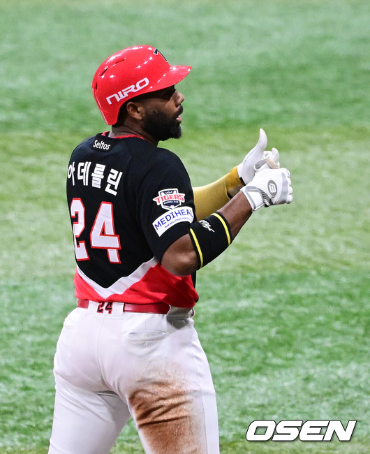 아데를린 변화구 공략 물음표, 카스트로 돌아오면 미친 타격 가능한가...KIA 외인타자 딜레마, 이러다 제3의 대안 찾나