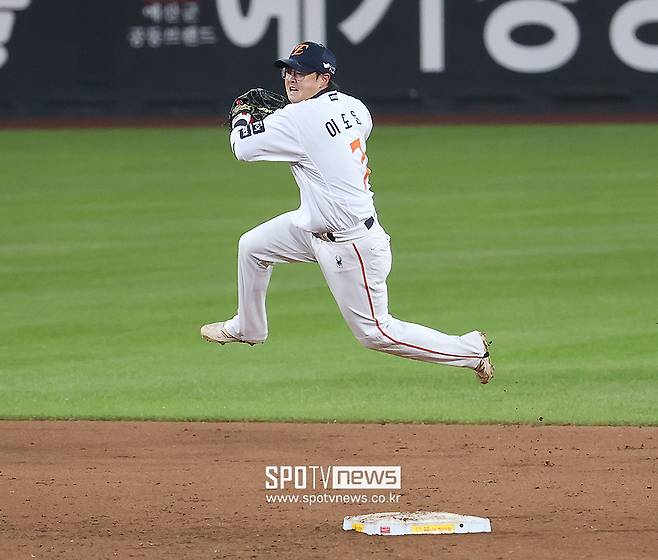 한화 골든글러브 2루수 컴백했는데 왜?