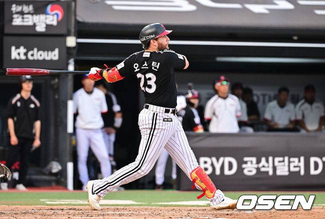 '홈런-홈런-홈런' LG 우승 복덩이, 100번째 홈런 터졌다...역대 외인 9번째 대기록