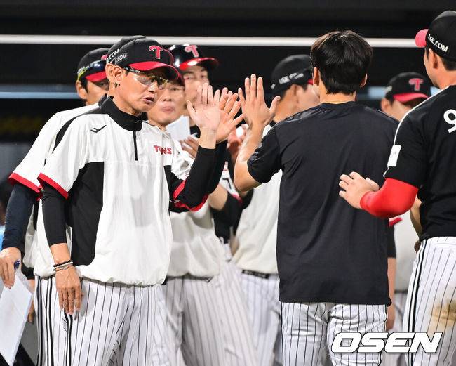 '생애 첫 끝내기 홈런' 이후 7승1패→1위 탈환, LG 캡틴 또 홈런 쳤다