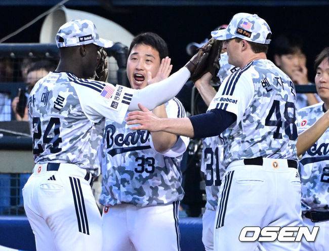 이래서 KIA 우승 유격수에 80억 질렀구나…“박찬호 내 뒤에서 수비, 영광이다” 韓 34승 외인마저 경의 표하다