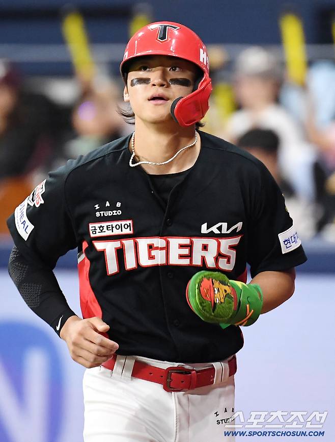 롯데 조세진, 데뷔 첫 홈런 쾅! → KIA 김도영, 시즌 15호 홈런 단독 선두 쾅! [광주 현장]