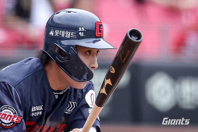 '대거 6명 2군행' 초강수 통했다! → 롯데 분위기 바꾸며 3연패 끝. 8-3 KIA 제압 [광주 현장]