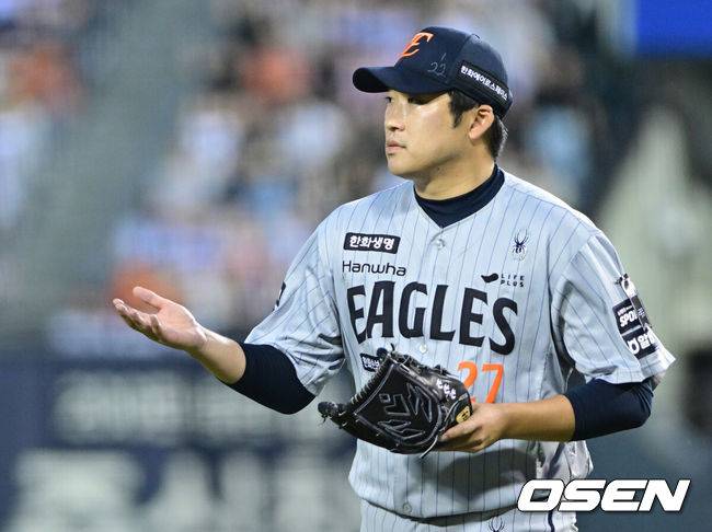 한화 다 잡은 승리 놓쳤다…11회 이진영 역전타→양의지 추격포→박찬호 동점타, 결국 3-3 무승부 [잠실 리뷰]