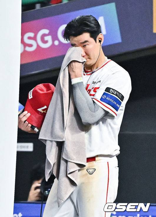 13연패 탈출 끝내기 치고 펑펑 운 주장, 알고보니 2군 후배들에게 커피차 선물 “좋은 일 해서 좋은 일 생겼다”