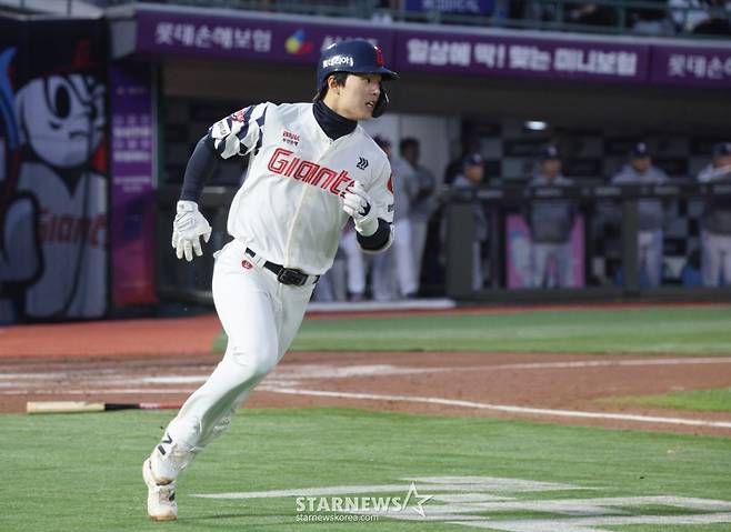 '지긋지긋하다' 롯데, 또.또.또.또.또 부상... 5일간 벌써 5명째 '이번엔' 23세 내야수가 아프다