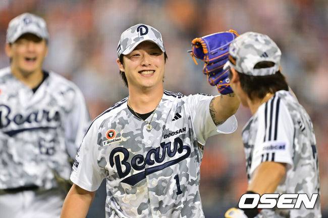 '우천중단 2번→4시간 29분 혈투' 두산이 웃었다…한화 3-1 제압하고 위닝시리즈 [오!쎈 잠실]