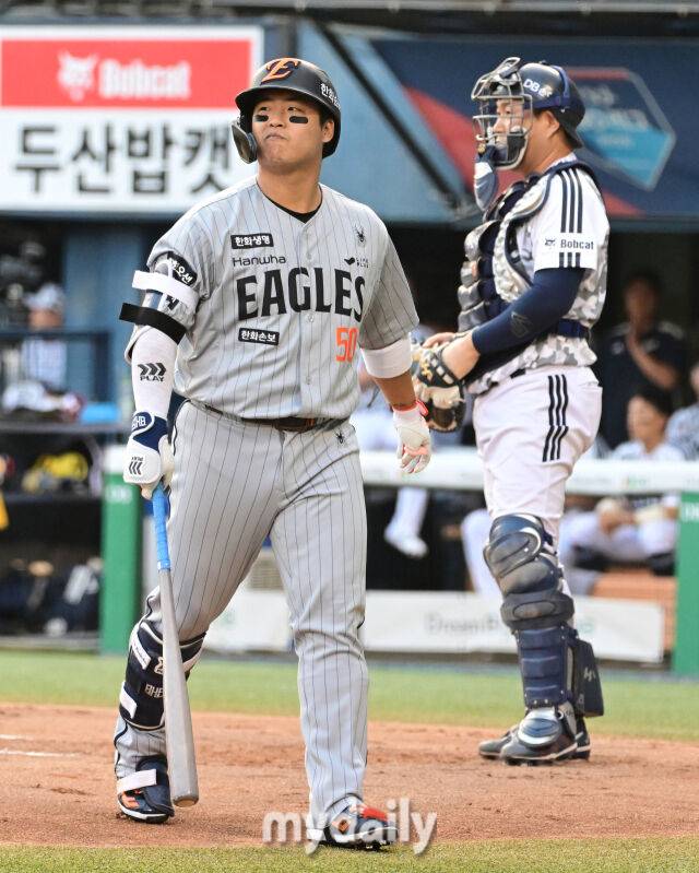 '결국' 100억 모범 FA 강백호 안 나왔다, 한화 파격 라인업 가동→106분 중단 끝 패배…6위팀에 0.5G 차 쫓기다