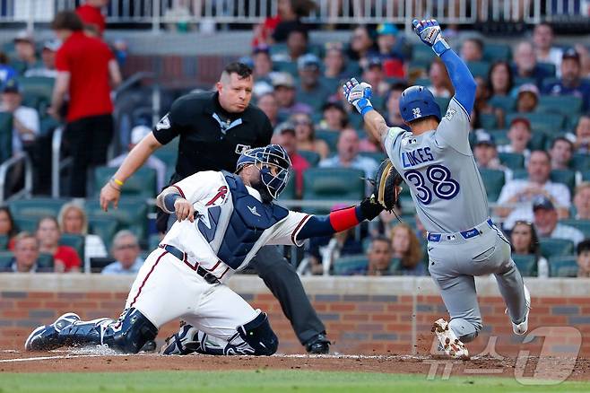 MLB 애틀랜타, 토론토에 2-7 패배…'김하성 경쟁자' 두본 홈런포