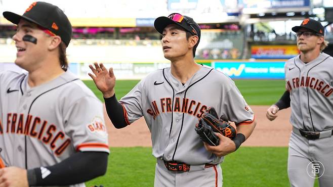 “이정후는 한줄기의 햇살” 美 폭풍칭찬…4안타→12G 연속 안타→타율 MLB 전체 4위