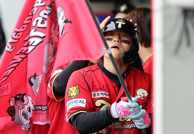 홈런 공장 이끄는 '홈런 1위' 김도영, 다이너마이트 뇌관 '타점 1위' 강백호..이들이 시즌 막판 맞붙을 가능성은? [IS 이슈]