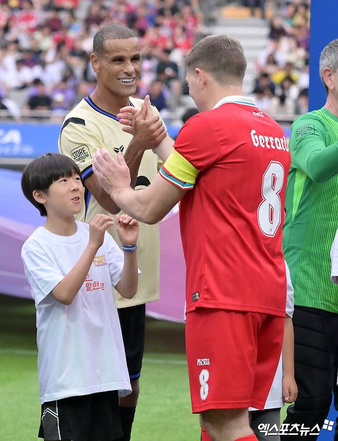 '골골골골골골골골' 바르사 레전드, 한국서 '그 시대 골 폭격' 재현했다…제라드 앞세운 '더레즈 레전드'에 8-3 대승 [현장리뷰]