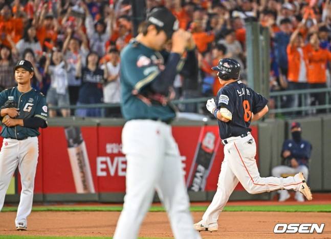 '7회까진 축제였는데' 볼볼볼→실책에 자멸, '4연속 매진' 롯데 팬들은 발길을 돌렸다 [부산 현장]