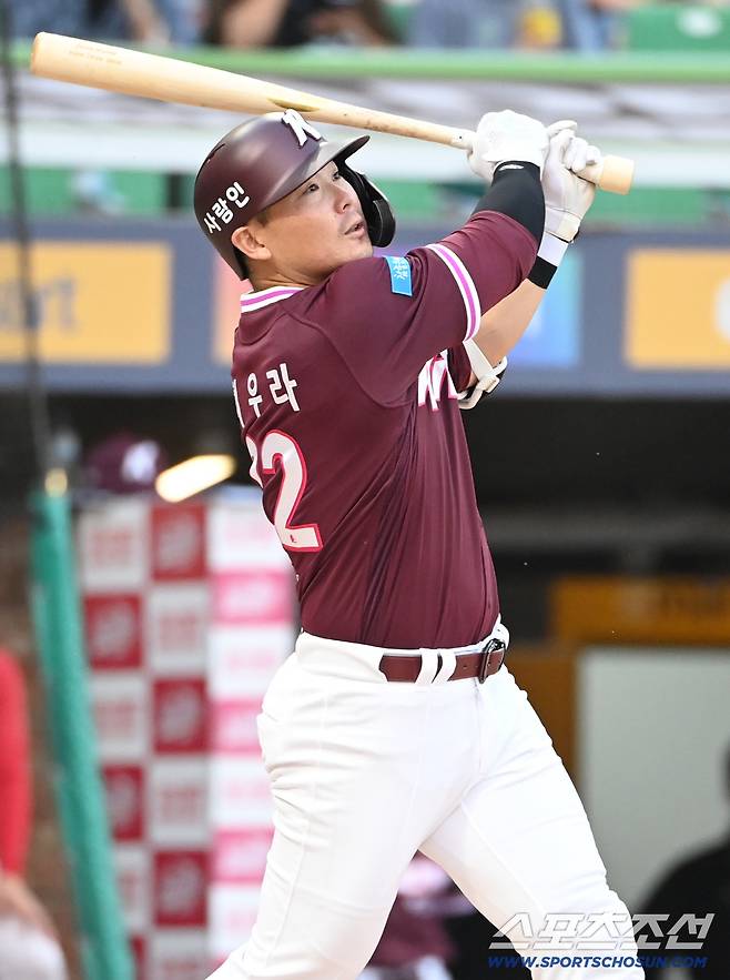 '빅리그 50홈런 거포 데려왔는데'…홈런 2개에 '7경기 12삼진'→벌써 약점 들통났나?[SC포커스]
