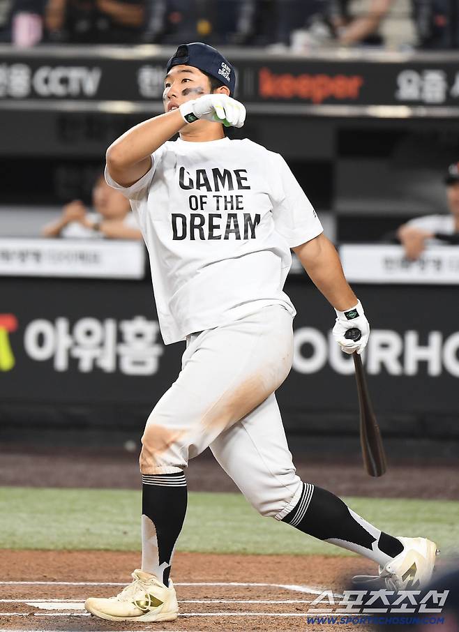 '제 2의 김도영' 맞네! 야수 최대어 이정도다…홈런 레이스 평정,