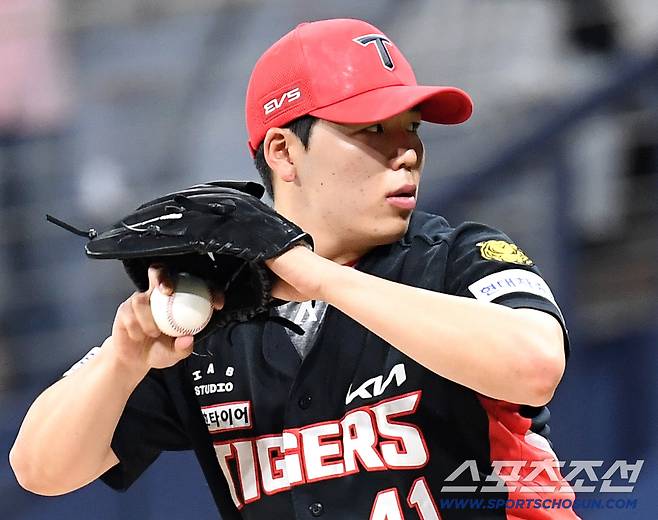 '대반전' 1위-1위, KIA 국내 1선발 깜짝 등장…감격 2위라니, 감독도 이제 인정한다