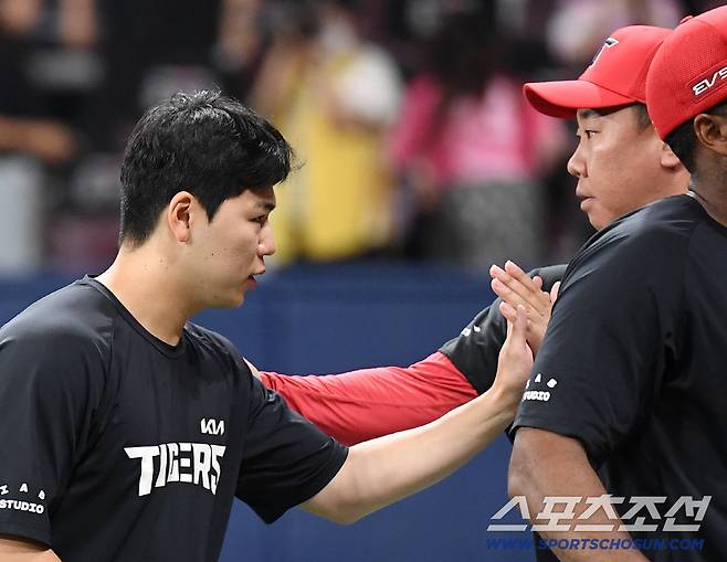 '대반전' 1위-1위, KIA 국내 1선발 깜짝 등장…감격 2위라니, 감독도 이제 인정한다
