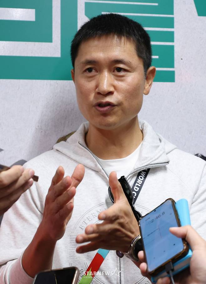 '작두 해설' 이영표 위원