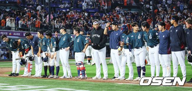 '다 차려준 밥상조차 걷어찬' 롯데, 미래가 암담하다 [홍윤표의 휘뚜루마뚜루]
