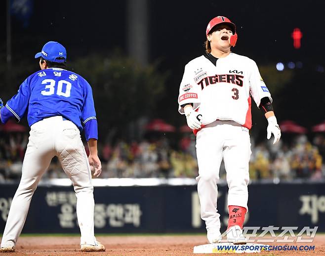 2024년 KS 1차전, 김선빈의 홈런성 3루타는 아웃이어야 했다...서호철-박용근 사례가 아웃이라면