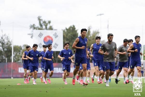 'K리그 전북 출신 체코 선수'가 바라본 한국-체코 축구대표팀[페트라섹 인터뷰①]