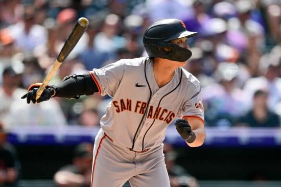 이정후 해냈다! 17경기 연속 안타! MLB 한국인 연속 안타 신기록 세웠다…추신수·김하성 넘어 새 역사