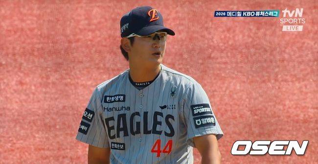 '정우람 코치 집중관리' 김서현 살이 쪽 빠졌네…직구 최고 150km→1⅔이닝 1실점 소화 [오!쎈 퓨처스]