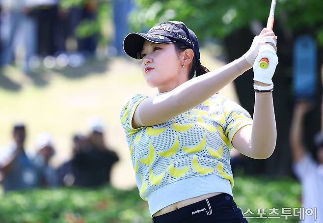 박현경, '거리측정기 사용'으로 한국여자오픈 1R 실격…왕즈쉬엔은 2벌타