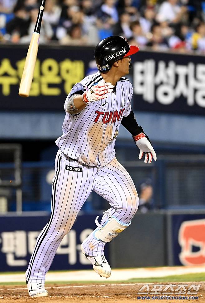 '상대 전적 8승1패 현실인가' LG가 1위인 이유! 싹쓸이 스윕 대성공[잠실 리뷰]