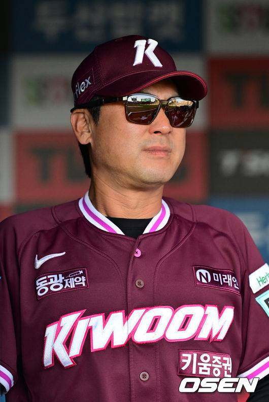 ‘전체 1순위’ 159km 특급 신인, AG 국가대표 불발 “아쉽지만 4년 뒤에 잘해서 가면 된다” [오!쎈 고척]