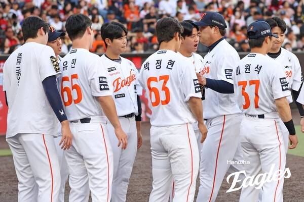 이러다 데뷔 첫 20승 하는 거 아냐? '최근 7G 6승' 류현진, 올러 꺾고 다승 단독 선두...한화도 4위 점프