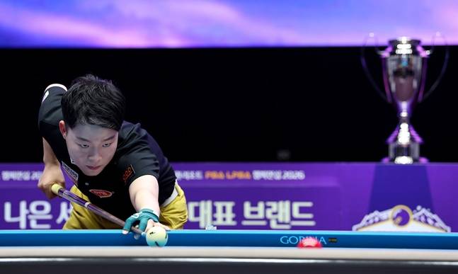 '18세 당구천재' 김영원 시대 열렸다, '상금 5억 돌파-최다승 공동 3위' 등극... '4대 천왕' 산체스마저 제쳤다 [정선 현장리뷰]