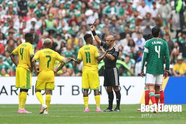 [멕시코-남아공] 실력 차 명확했다→ '韓 2차전 상대' 멕시코, 9명 싸운 남아공 2-0 완파, 키뇨네스‧히메네스 연속골… 멕시코도 막판 퇴장 겪어