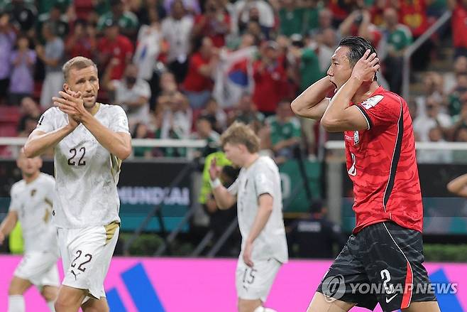 손흥민 왜 이러나? 슈팅 수 한국 8-3 체코…홍명보호, 전반 지배하고도 0-0→SON 결정적 기회 무산 (전반 종료)