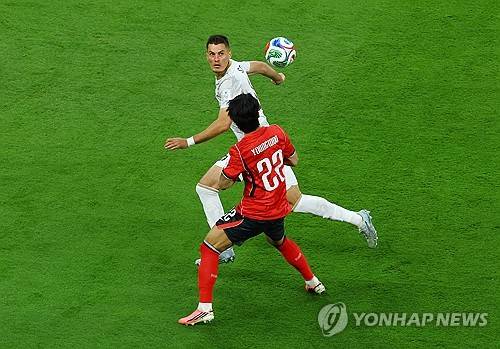손흥민 왜 이러나? 슈팅 수 한국 8-3 체코…홍명보호, 전반 지배하고도 0-0→SON 결정적 기회 무산 (전반 종료)