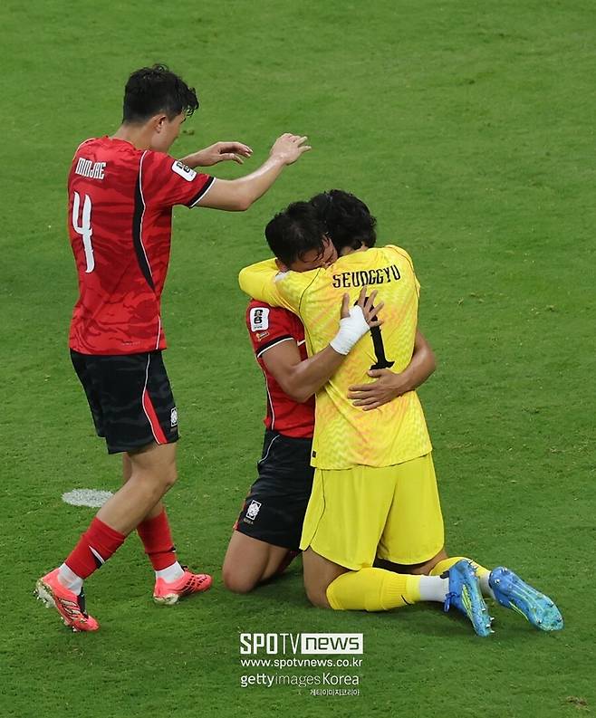 '이걸 막는다고?' 승점 3점짜리 선방! 김승규, 조현우와 경쟁 끝에 주전 → 미친 슈퍼세이브 영웅 등극